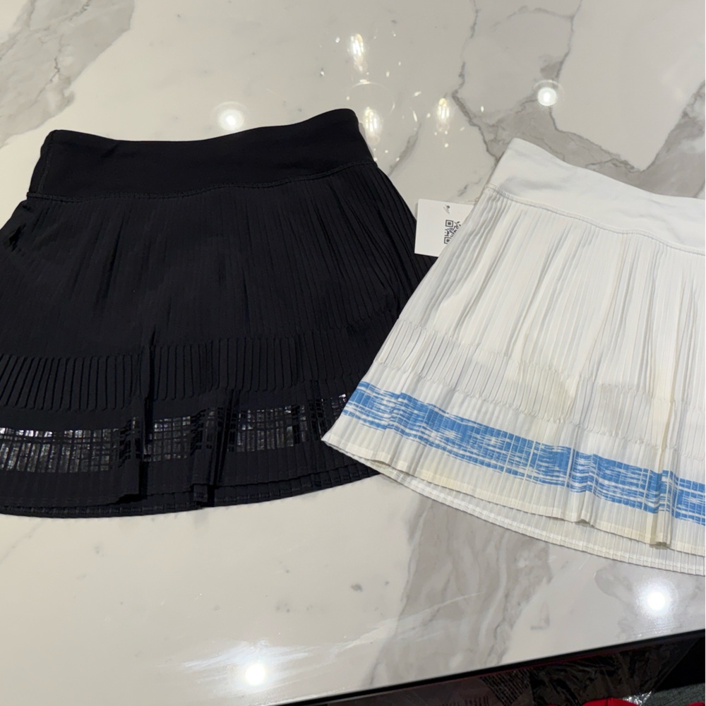 Ivivva White and Blue Mini Skirt